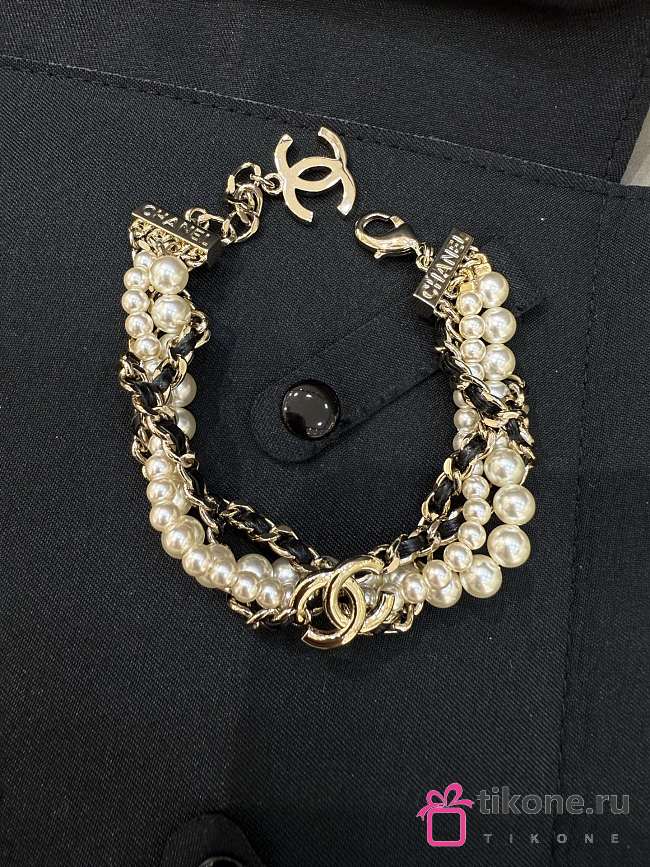 Chanel Pearl Lambskin Chain CC Bracelet Gold Black - 1
