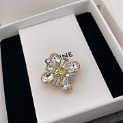 Celine Daisy Brooch Gold - 3