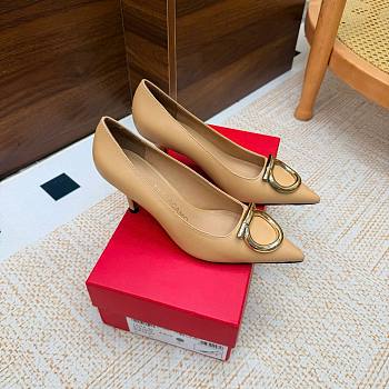  Ferragamo Maxi Gancini Pump Amaretti 7cm