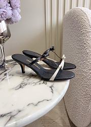Ferragamo Bow T-strap Kitten-heel Sandals Black 5cm - 4