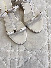 Ferragamo Bow T-strap Kitten-heel Sandals White 5cm - 4