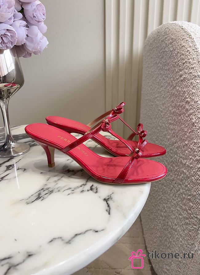 Ferragamo Bow T-strap Kitten-heel Sandals Red 5cm - 1