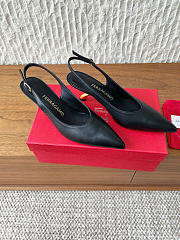 Ferragamo S-shaped Heel Slingback Black 5cm - 1
