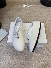 Loewe Pebble Soft Lace-up in Nappa Calfskin White - 2