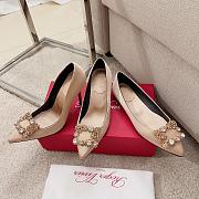 Roger Vivier Efflorescence Pumps in Satin Pink 6.5cm  - 4