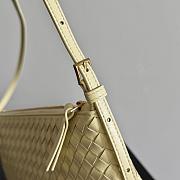 Bottega Veneta Intrecciato Piccolo Medium Pouch Sour - 24.5x15cm - 3