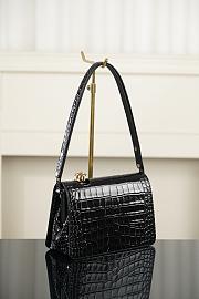 Chanel Small Flap Bag Crocodile Embossed Calfskin & Gold-Tone Metal Black AS6622 - 15.5x22x9.5cm - 4