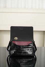 Chanel Small Flap Bag Crocodile Embossed Calfskin & Gold-Tone Metal Black AS6622 - 15.5x22x9.5cm - 6