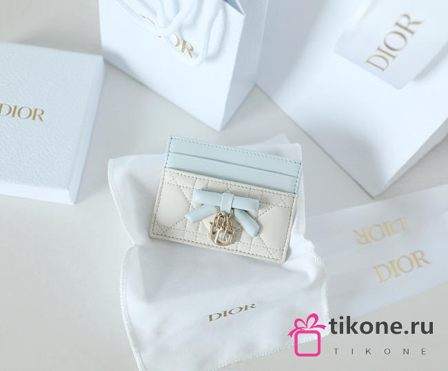 Lady Dior Freesia Card Holder Two-Tone Latte and Ice Blue Cannage Lambskin - 10.5x8x0.5cm - 1