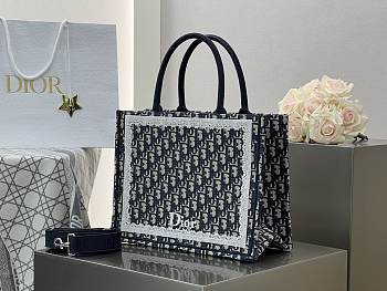 Medium Dior Book Tote with Strap Blue Dior Oblique Embroidery and White Lace - 36x27.5x16.5cm
