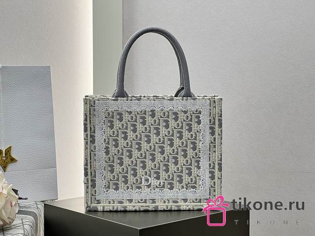 Small Dior Book Tote with Strap Latte and Gray Dior Oblique Embroidery and White Lace - 26.5x22x14cm - 1