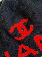 Chanel Cashmere-Wool Blend CC Knit Beanie Navy/Red - 2