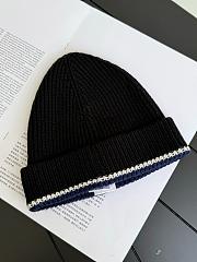 Chanel Beanie Black A009034028 - 6
