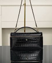 Chanel Vanity With Chain Crocodile Embossed Calfskin & Gold-Tone Metal Black AP5438 - 25x12x5cm - 1