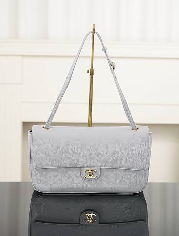 Chanel Maxi Flapbag Grained Calfskin & Gold Metal Gray AS6231 - 32x19.5x10cm