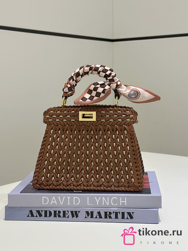 Fendi Peekaboo ISeeU Petite Brown - 20x10.5x15cm - 1
