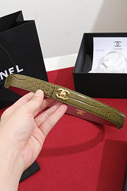 Chanel Leather Belt Crocodile Embossed Calfskin & Metal Khaki & Gold AAC406 - 5