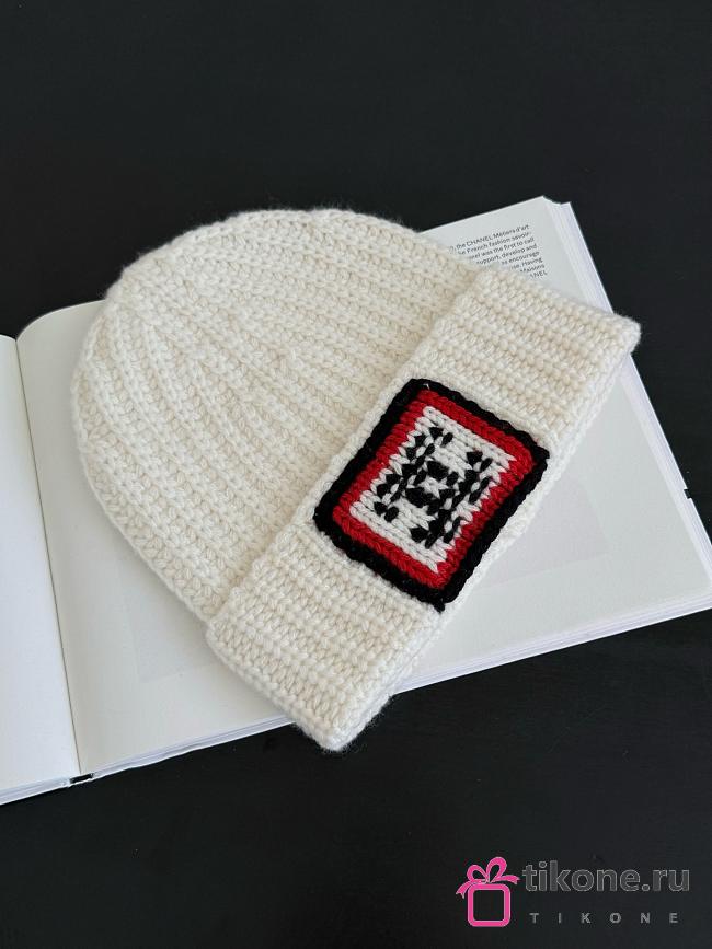 Chanel Logo Knit Cashmere Beanie White - 1