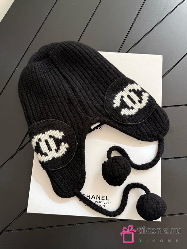Chanel Cashmere CC Chapka Hat Black and Ecru - 1