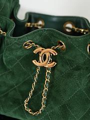 Chanel 25 Small Handbag Suede Calfskin & Gold Metal Green AS5293 - 30x26x14cm - 4