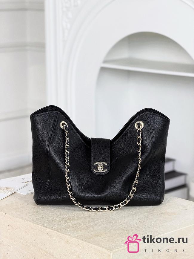 Chanel Tote Grained Calfskin & Gold-Tone Metal Black - 40x26x12cm - 1