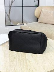 Chanel Large Tote Calfskin & Gold-Tone Metal Black AS6201 - 43x33x20cm - 3