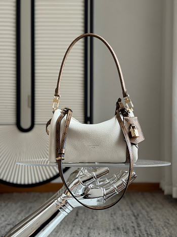 LV Express PM Vanille M29392 - 26x17x13.5cm