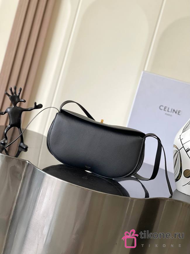 Celine Little Hot Dog Natural Calfskin Black - 26x20x8cm - 1