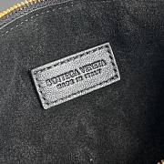 Bottega Veneta Nodo Shoulder Bag Intrecciato Black - 23x10x10cm - 4