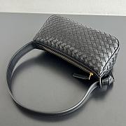 Bottega Veneta Nodo Shoulder Bag Intrecciato Black - 23x10x10cm - 5