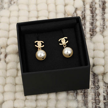 Chanel CC Logo Pearl Drop Earrings