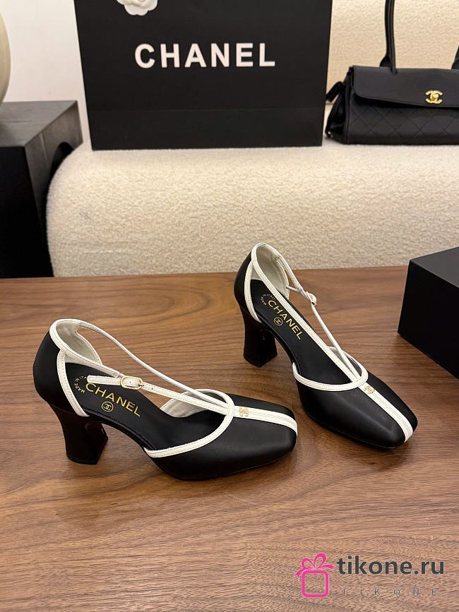 Chanel Mary Janes Lambskin Black & White 85mm G47612  - 1