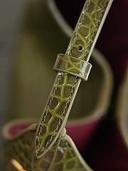 Chanel Hobo Handbag Crocodile Embossed Calfskin & Gold-Tone Metal Khaki AS6601 - 31x28x5cm - 4