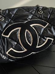 Chanel Large Bowling Bag Nylon, Wool & Silver-Tone Metal Black & Ecru AS6328 - 38x18x17cm - 2