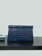 Chanel Large Clutch Crocodile Embossed Calfskin & Gold-Tone Metal Navy Blue AP5542 - 31x20x5cm - 4
