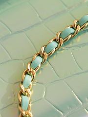 Chanel Vanity with Chain Crocodile Embossed Iridescent Calfskin & Gold-Tone Metal Turquoise - 4