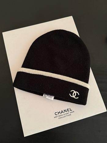 Chanel Beanie Black 28875