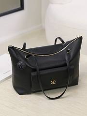 Chanel Large Tote Grained Calfskin & Gold-Tone Metal Black - 32x25x8.5cm - 3