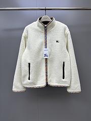 Burberry Cropped Wool Cashmere Blend Fleece Jacket Tundra white - 1