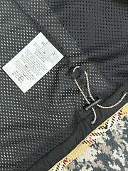 Burberry Cropped Wool Cashmere Blend Fleece Jacket Tundra white - 3