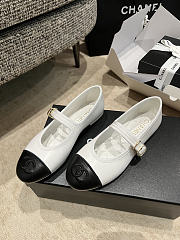 Chanel Ballet Flats Lambskin Black and White 1423282 - 6